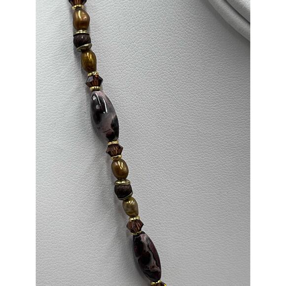 Michal Golan Agate Brown Gray Neutral Single Strand Pearl Crystal Brass necklace - Picture 7 of 16